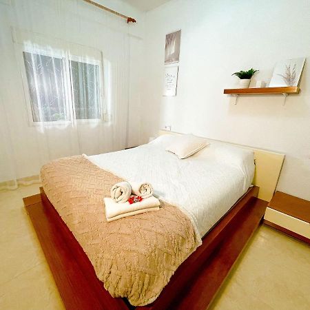 Apartamento Centro Playa Estacion De Tren Málaga Kültér fotó