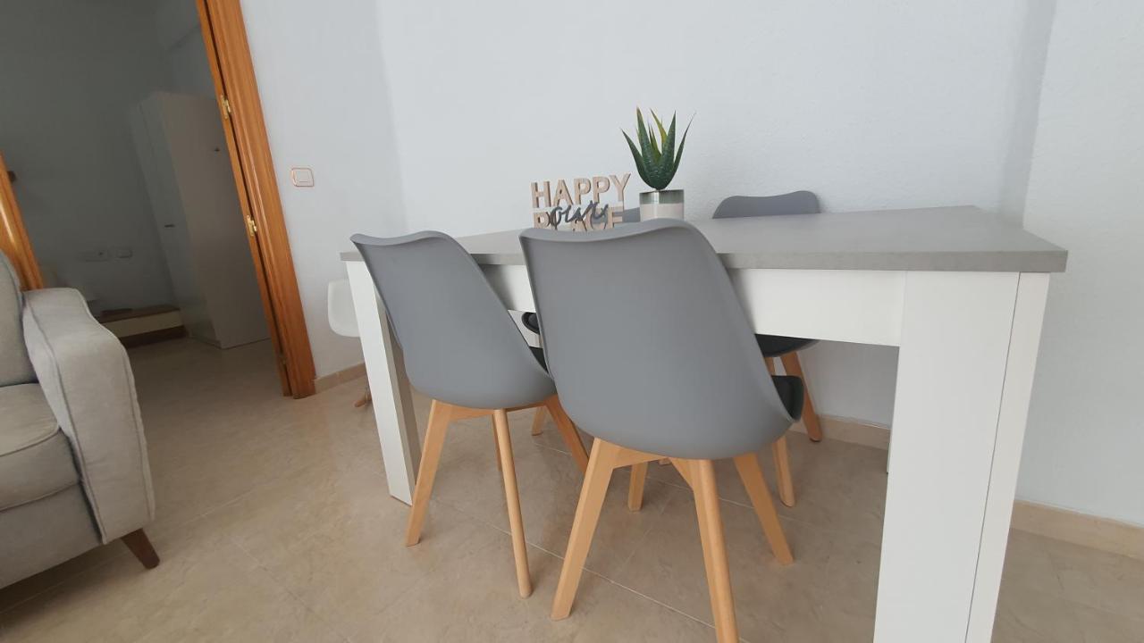 Apartamento Centro Playa Estacion De Tren Málaga Kültér fotó