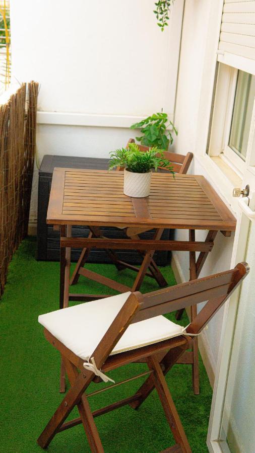 Apartamento Centro Playa Estacion De Tren Málaga Kültér fotó