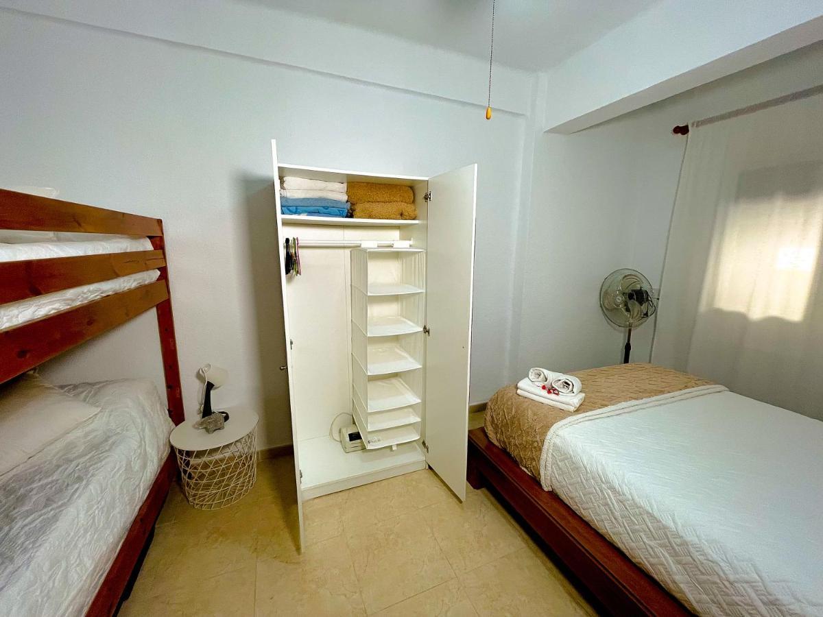 Apartamento Centro Playa Estacion De Tren Málaga Kültér fotó