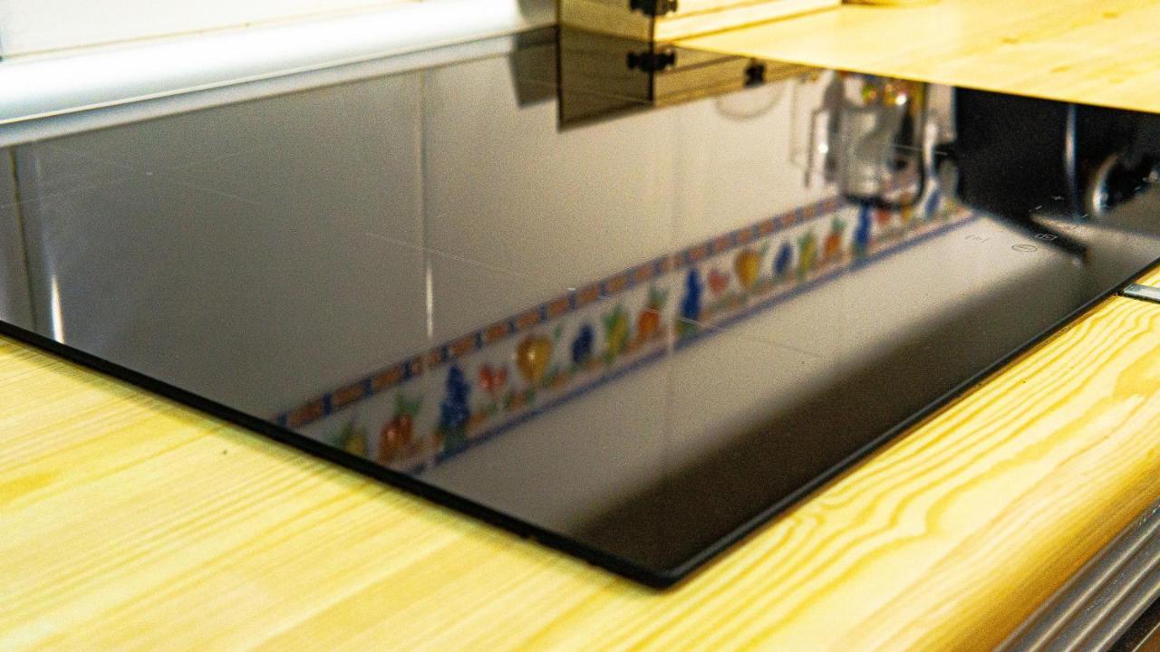 Apartamento Centro Playa Estacion De Tren Málaga Kültér fotó