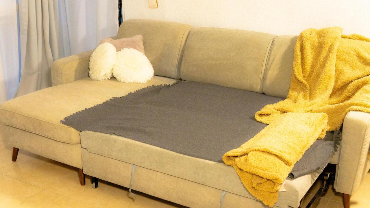 Apartamento Centro Playa Estacion De Tren Málaga Kültér fotó
