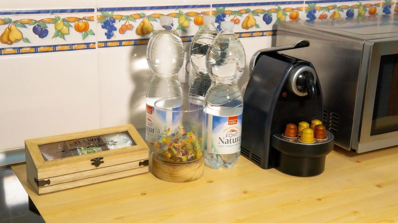 Apartamento Centro Playa Estacion De Tren Málaga Kültér fotó