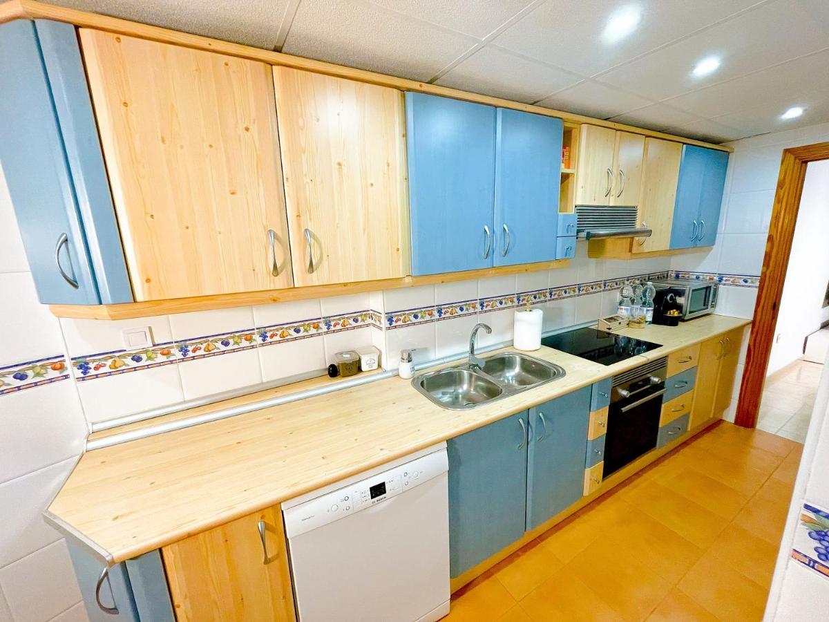 Apartamento Centro Playa Estacion De Tren Málaga Kültér fotó